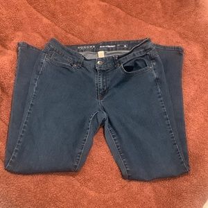 Sonoma Womens Slim straight jeans Size: 10